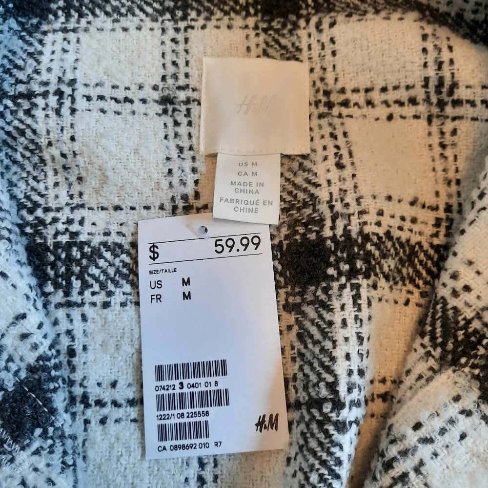 H&M Shacket - Picture 6 of 8